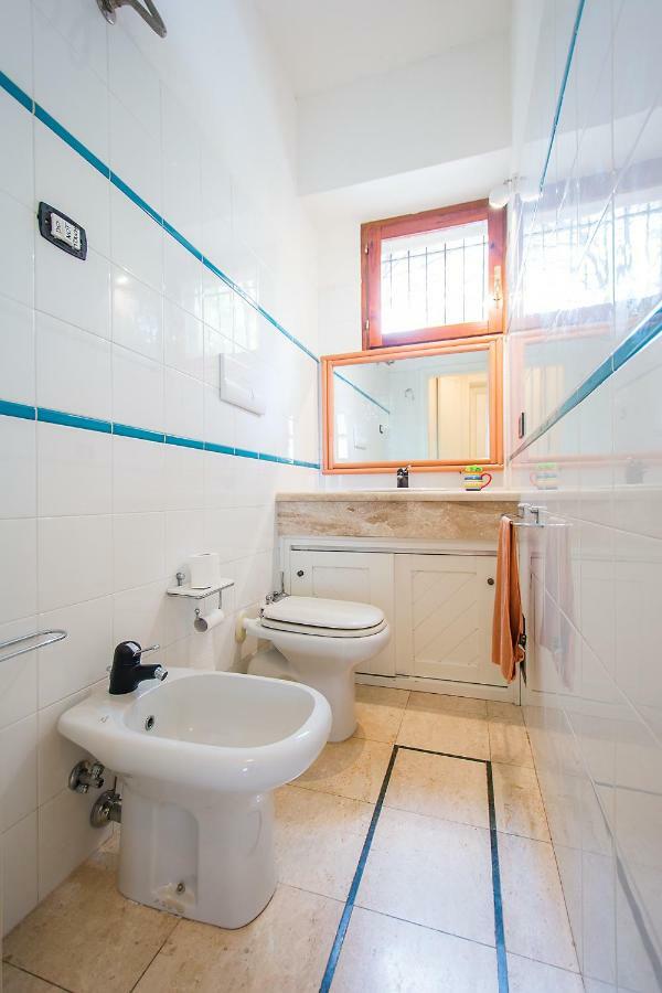 Casa Vacanze Rosa Maria Orosei Ngoại thất bức ảnh